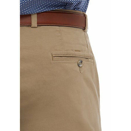 Breeze Edusa Chino